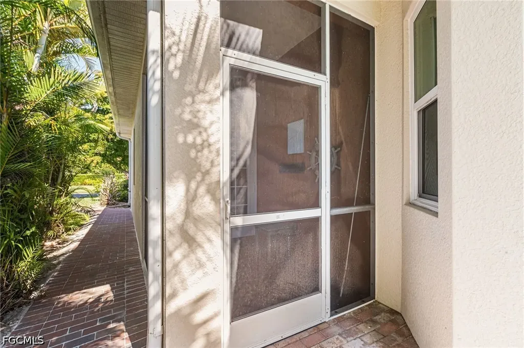 14560 Laguna Drive Fort Myers FL 33908