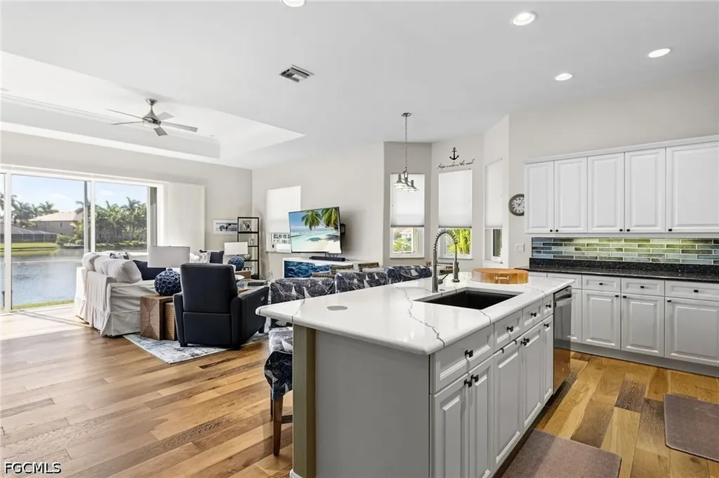 14560 Laguna Drive Fort Myers FL 33908