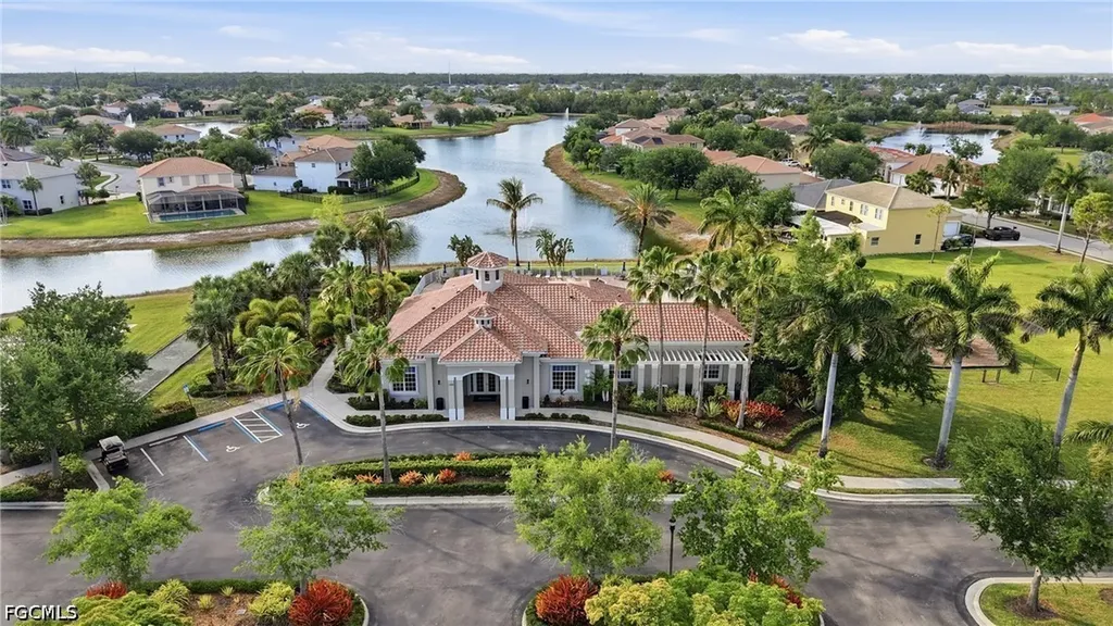 1516 Fells Cove Lane Cape Coral FL 33909