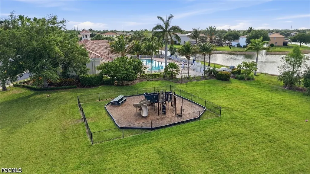 1516 Fells Cove Lane Cape Coral FL 33909