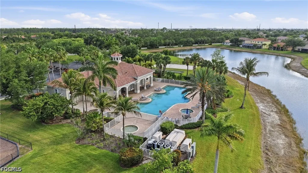 1516 Fells Cove Lane Cape Coral FL 33909