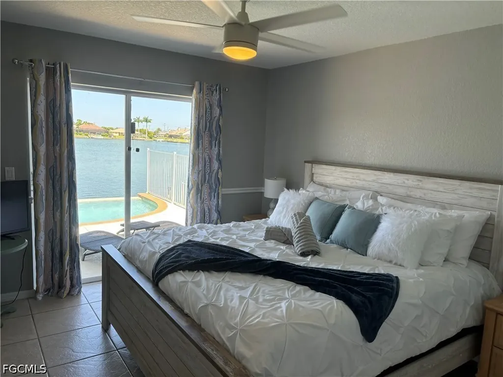 22 SE 10th Avenue Cape Coral FL 33990