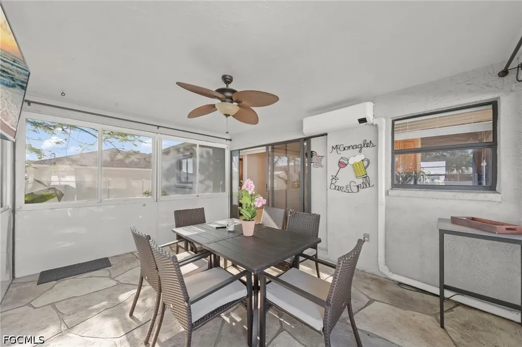 311 SW 19th Lane Cape Coral FL 33991