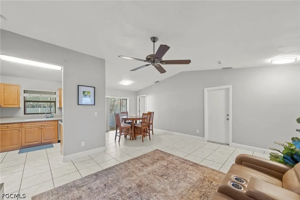 311 SW 19th Lane Cape Coral FL 33991