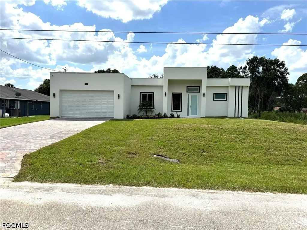 515 Broadway Avenue Lehigh Acres FL 33972