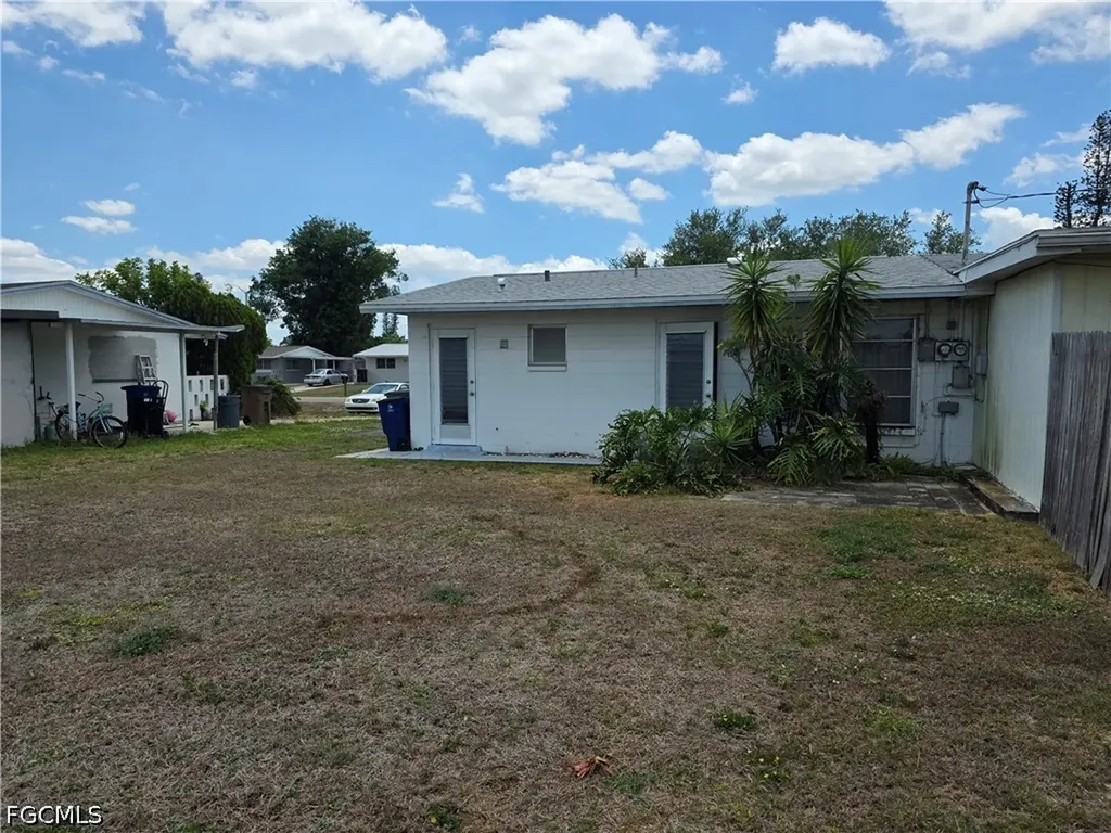 1117 Vineyard Street Lehigh Acres FL 33936