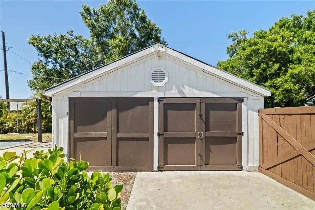 513 E Pasadena Avenue Clewiston FL 33440