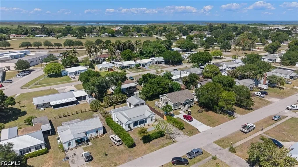 513 E Pasadena Avenue Clewiston FL 33440