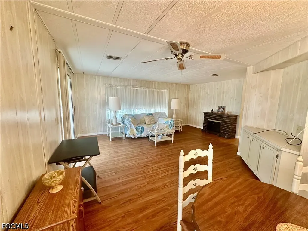 16037 Citron Way North Fort Myers FL 33903