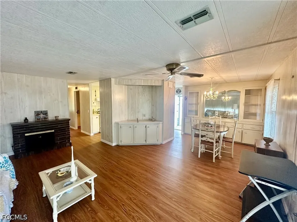 16037 Citron Way North Fort Myers FL 33903