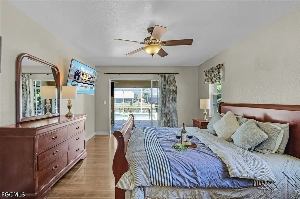 508 SE 9th Place Cape Coral FL 33990