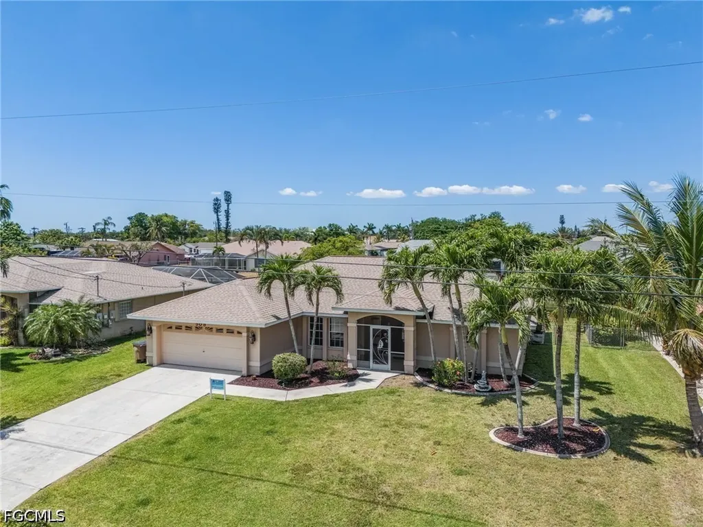 508 SE 9th Place Cape Coral FL 33990