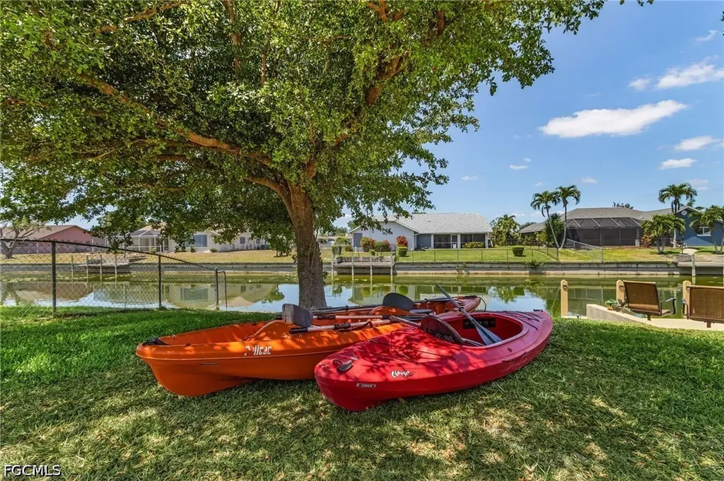 508 SE 9th Place Cape Coral FL 33990