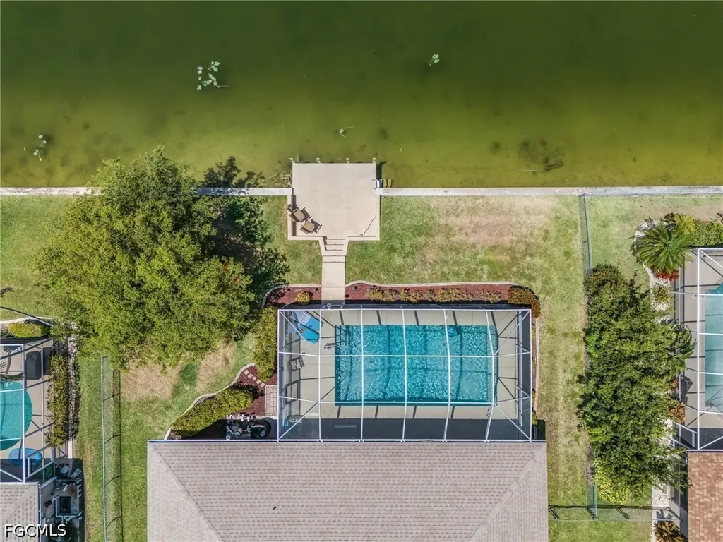 508 SE 9th Place Cape Coral FL 33990