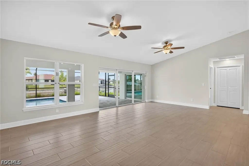 2323 SW 5th Place Cape Coral FL 33991