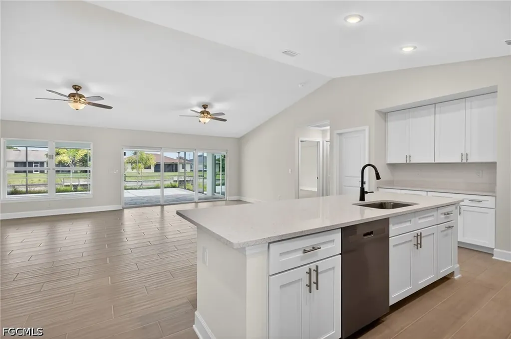 2323 SW 5th Place Cape Coral FL 33991