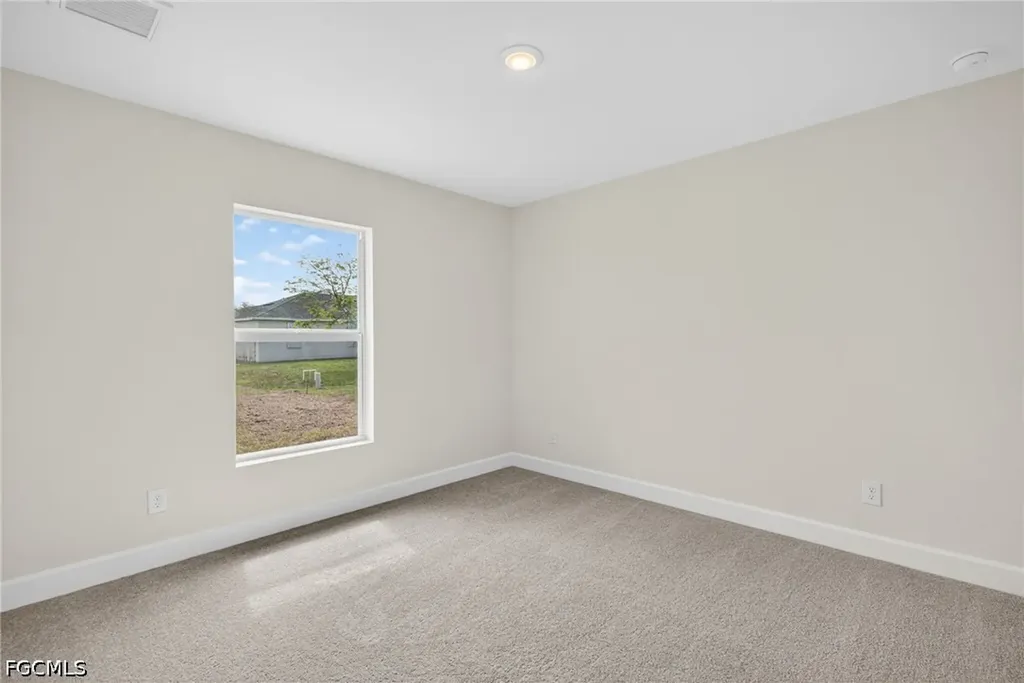 1333 NW 10th Place Cape Coral FL 33993