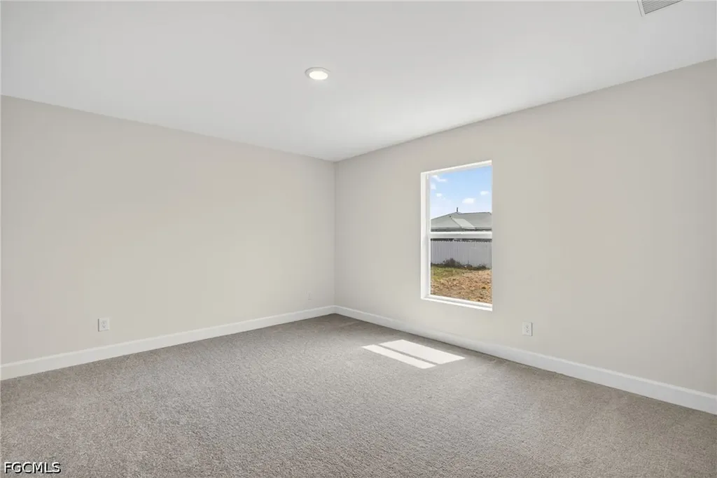 1333 NW 10th Place Cape Coral FL 33993