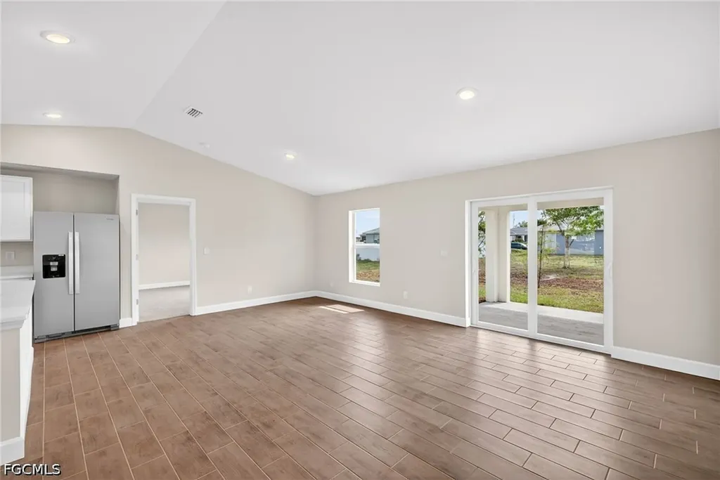 1333 NW 10th Place Cape Coral FL 33993