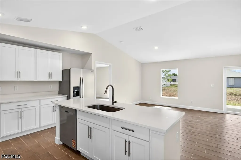 1333 NW 10th Place Cape Coral FL 33993