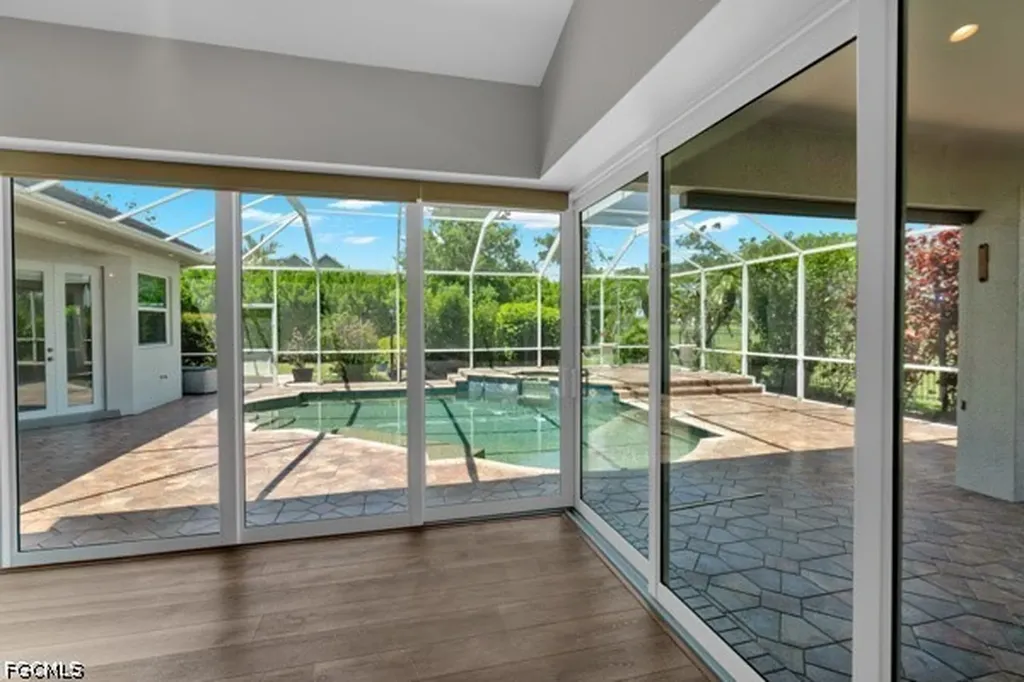 1221 SW 19th Lane Cape Coral FL 33991