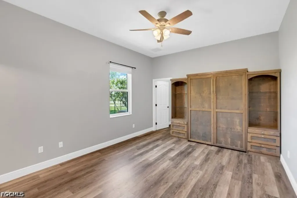 1221 SW 19th Lane Cape Coral FL 33991