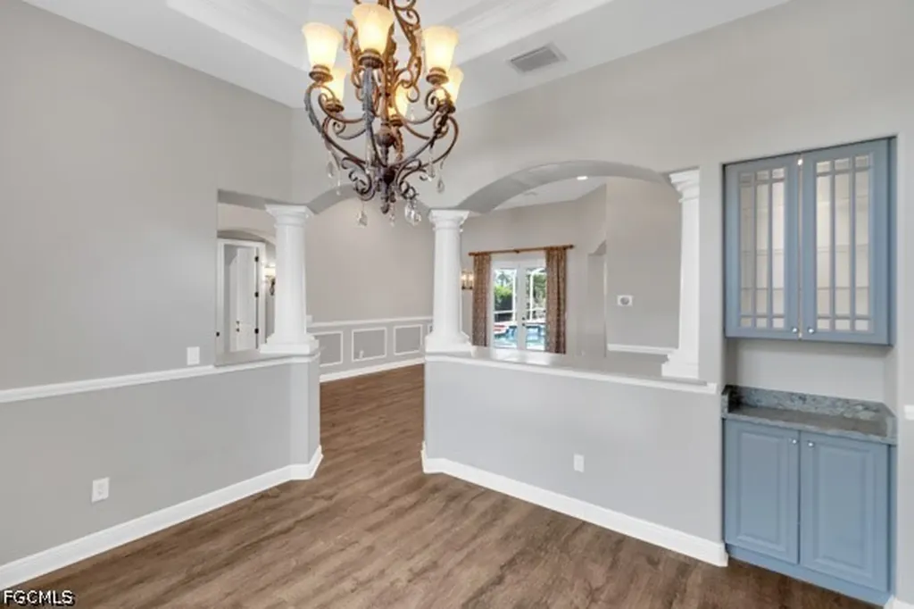 1221 SW 19th Lane Cape Coral FL 33991