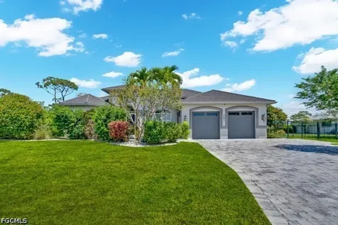 1221 SW 19th Lane Cape Coral FL 33991