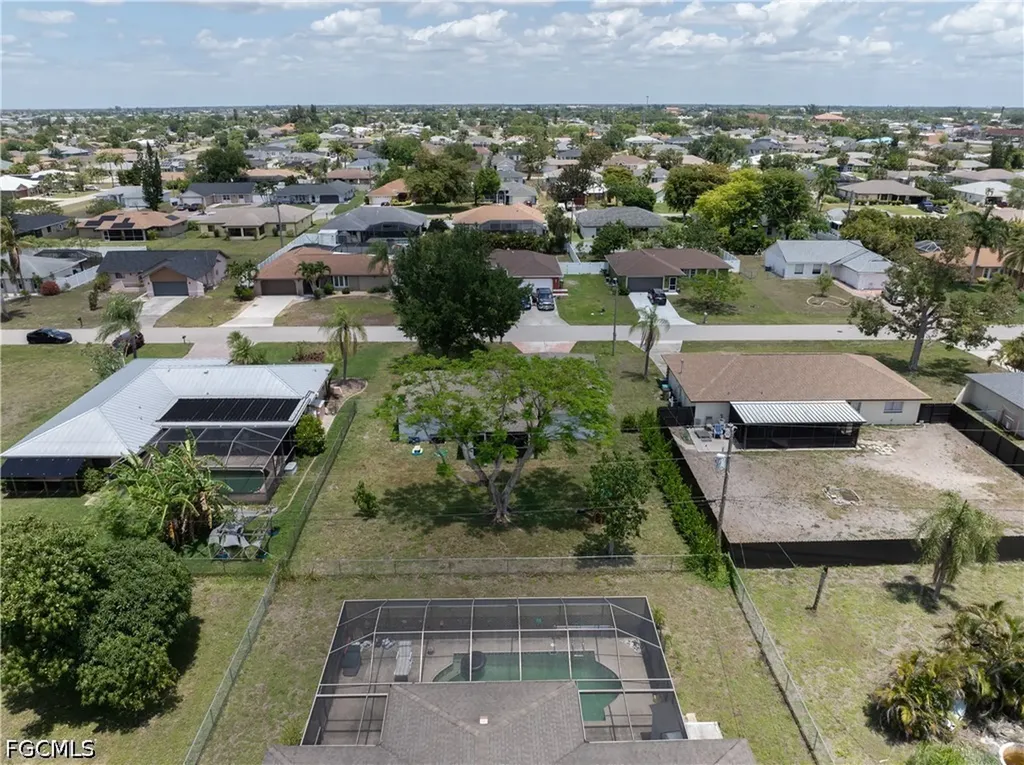 1404 NE Van Loon Terrace Cape Coral FL 33909