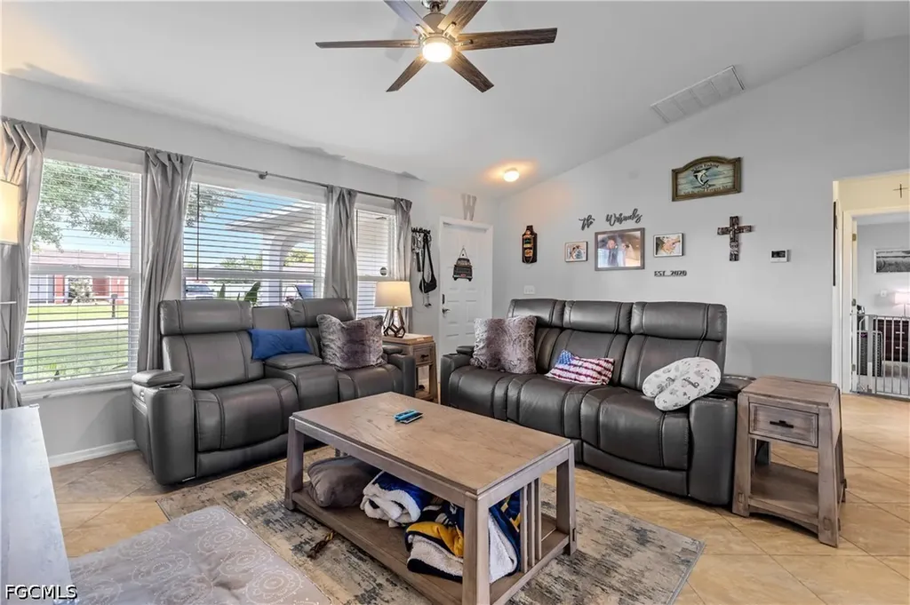 1404 NE Van Loon Terrace Cape Coral FL 33909
