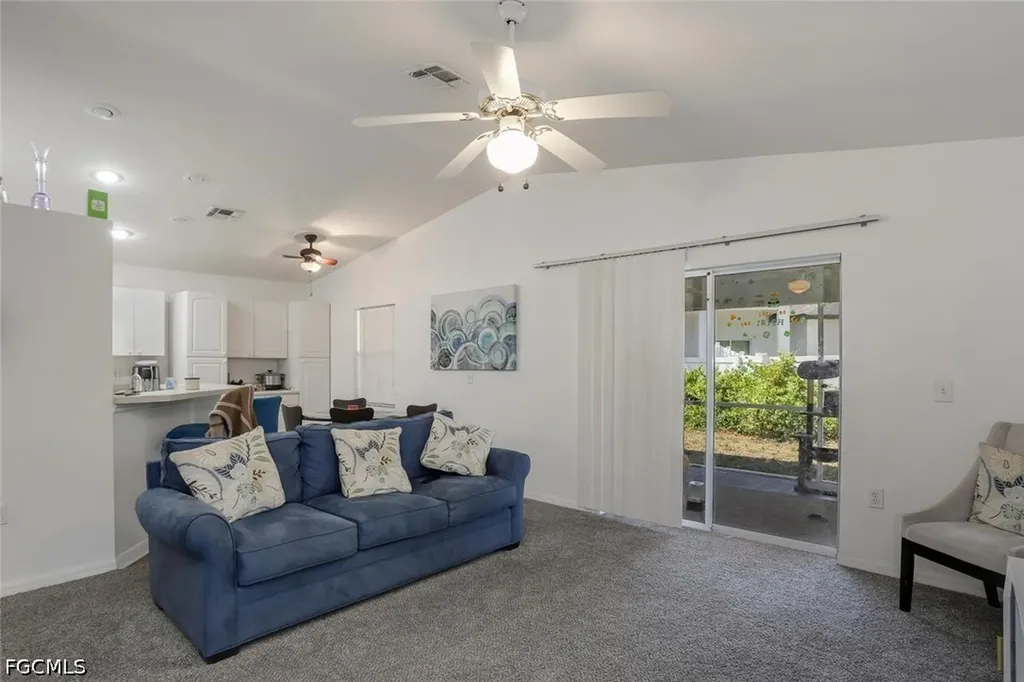 1104-1106 Circle Drive Lehigh Acres FL 33973