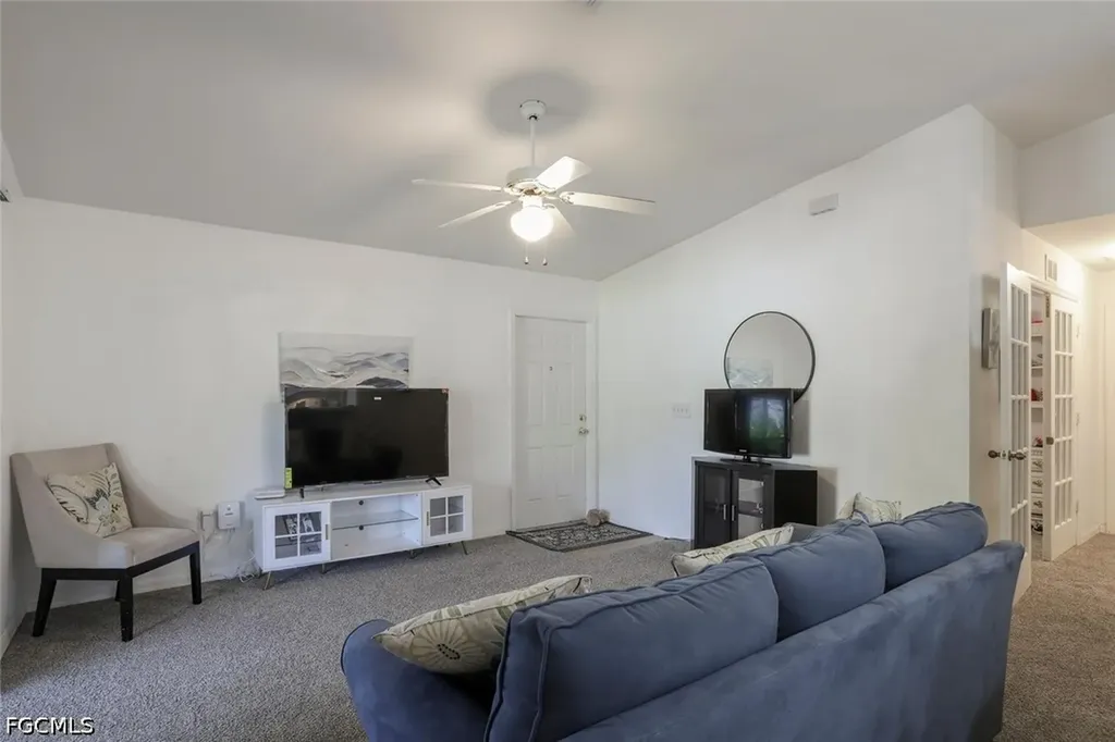 1104-1106 Circle Drive Lehigh Acres FL 33973