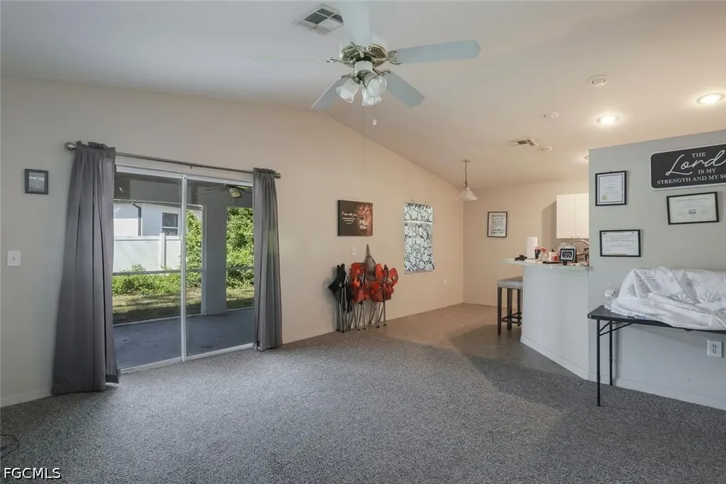 1104-1106 Circle Drive Lehigh Acres FL 33973
