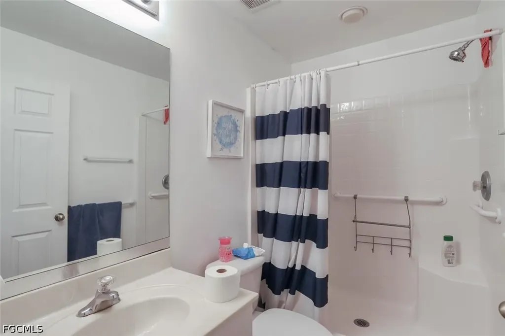 1104-1106 Circle Drive Lehigh Acres FL 33973