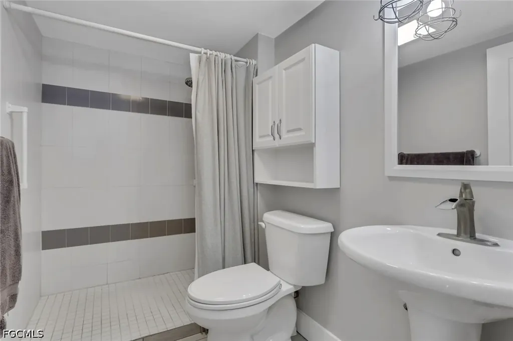 4586 Trawler Court Fort Myers FL 33919