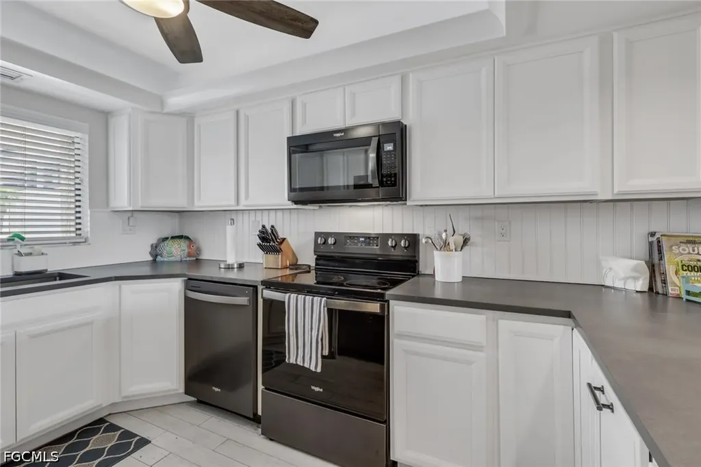 4586 Trawler Court Fort Myers FL 33919