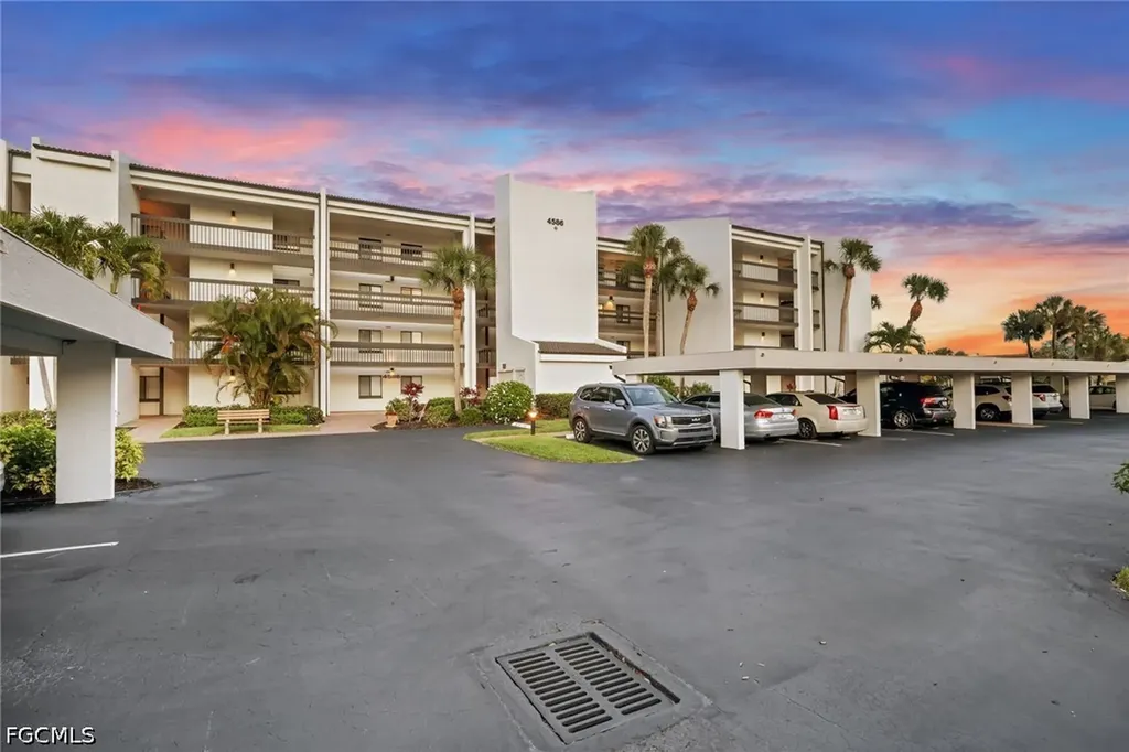 4586 Trawler Court Fort Myers FL 33919