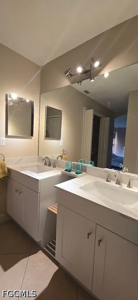 2611 SW 23rd Place Cape Coral FL 33914