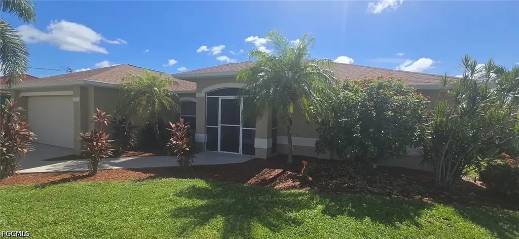 2611 SW 23rd Place Cape Coral FL 33914
