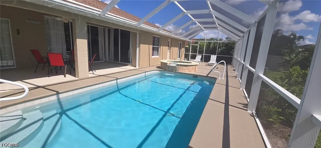 2611 SW 23rd Place Cape Coral FL 33914