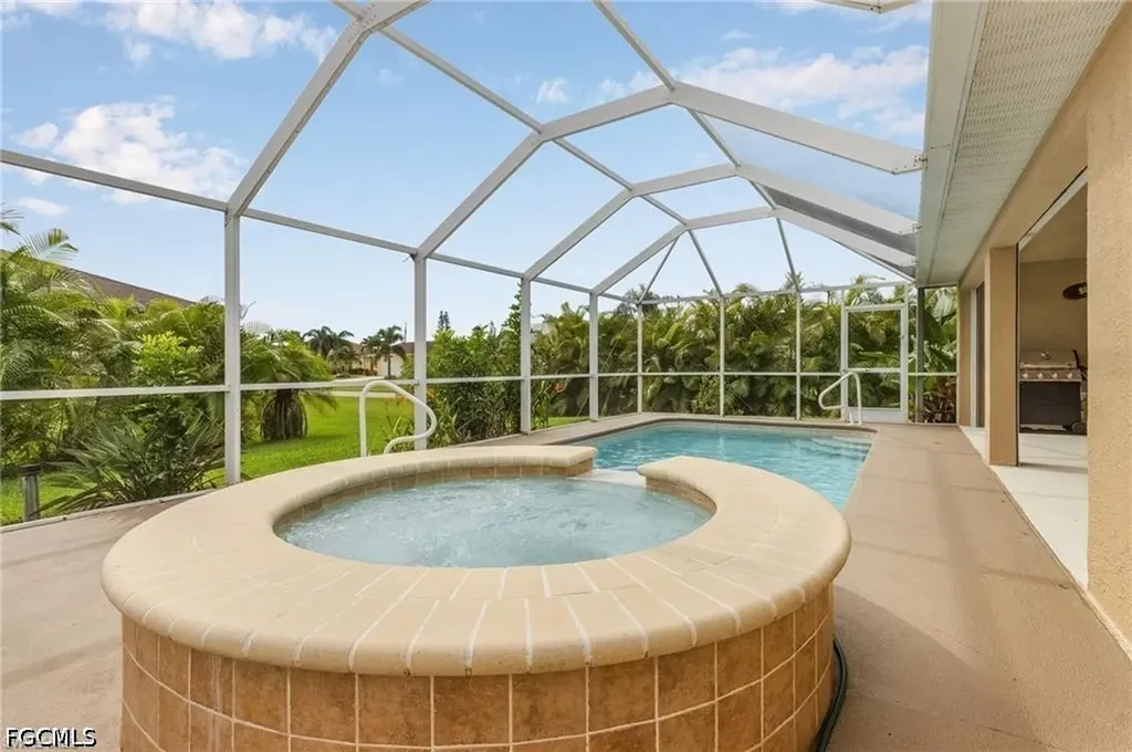 2611 SW 23rd Place Cape Coral FL 33914