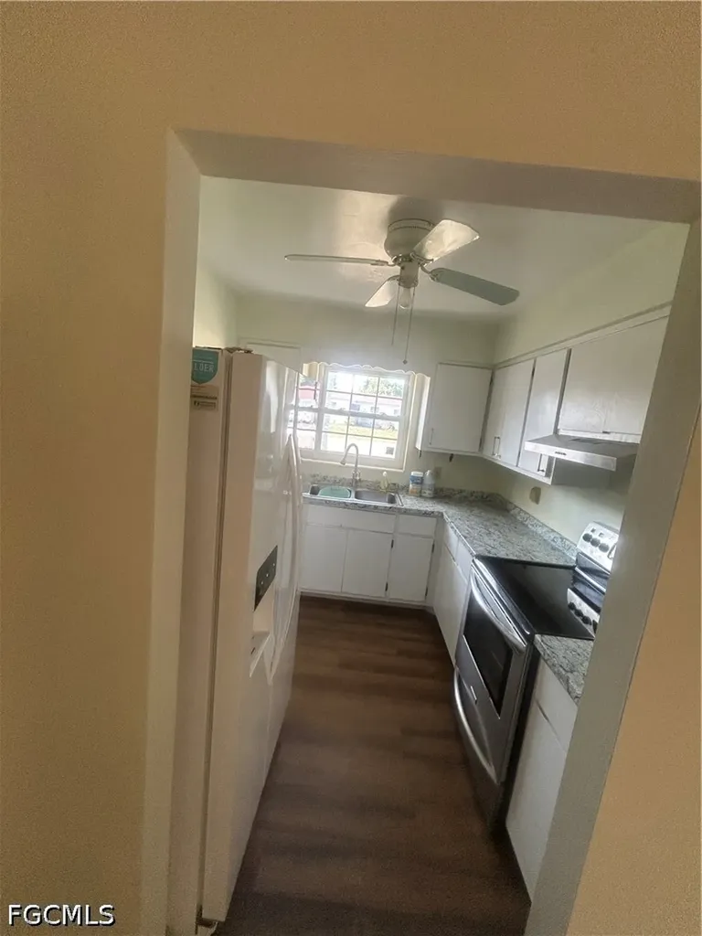 5 Broadway Circle Fort Myers FL 33901