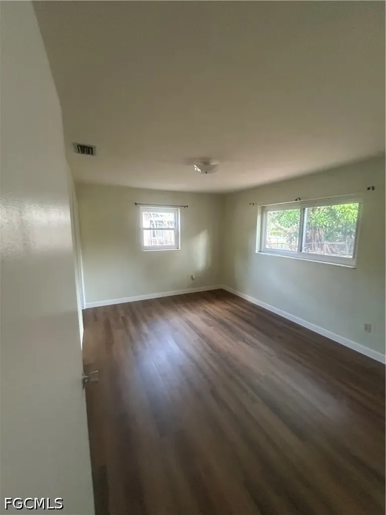 5 Broadway Circle Fort Myers FL 33901