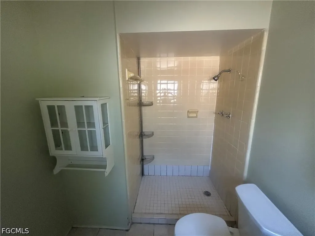5 Broadway Circle Fort Myers FL 33901