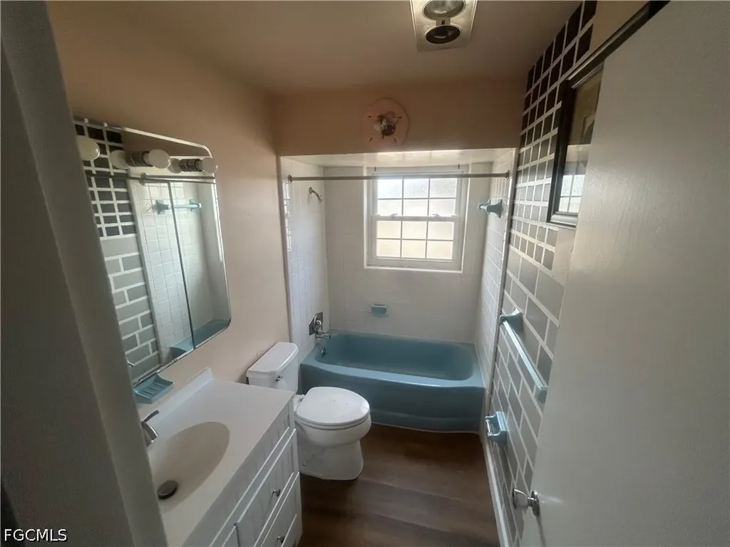 5 Broadway Circle Fort Myers FL 33901