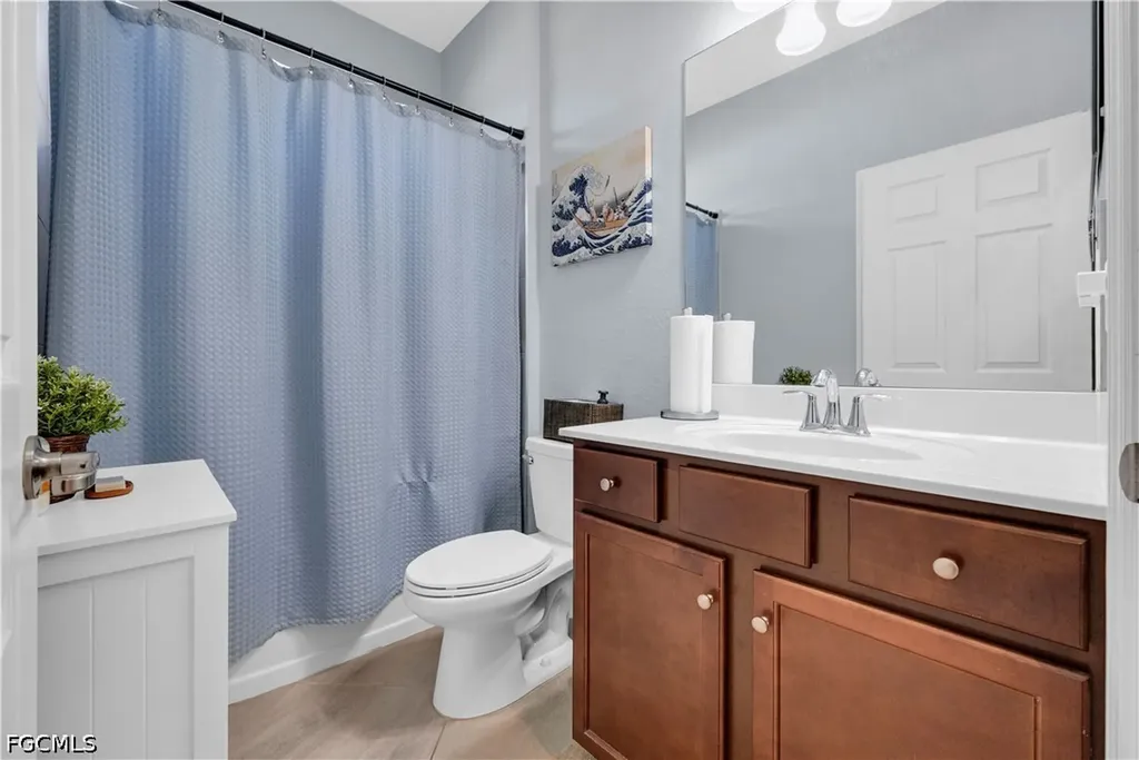 9110 Woodhurst Drive Naples FL 34120
