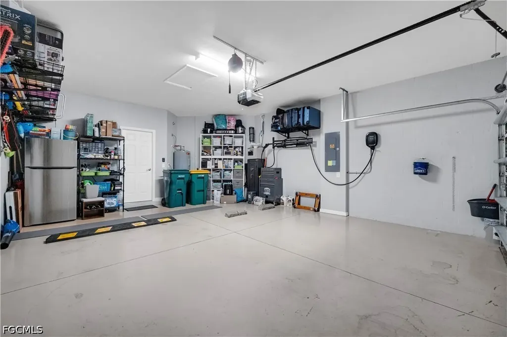 9110 Woodhurst Drive Naples FL 34120