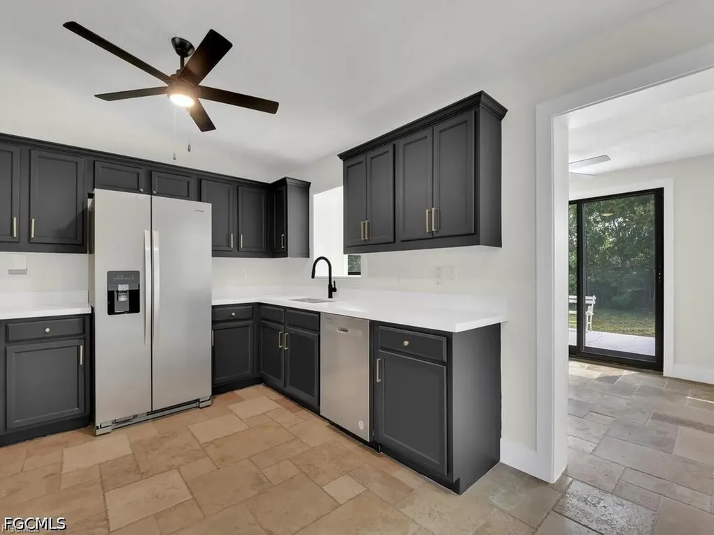 2224 Aldridge Avenue Fort Myers FL 33907