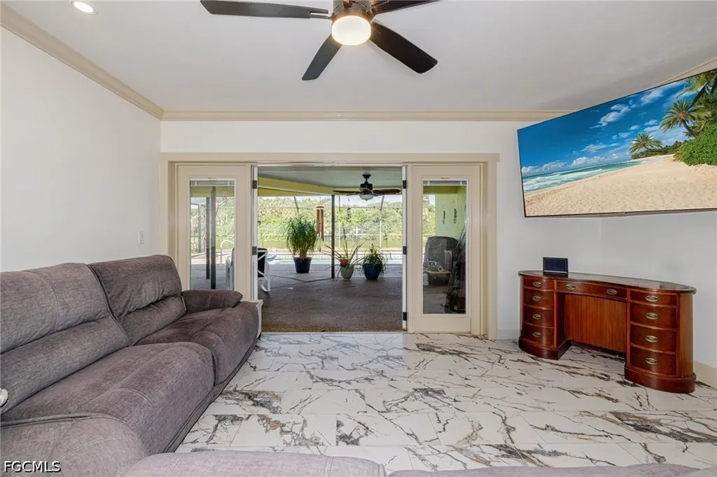 2507 Lakeview Drive Lehigh Acres FL 33936