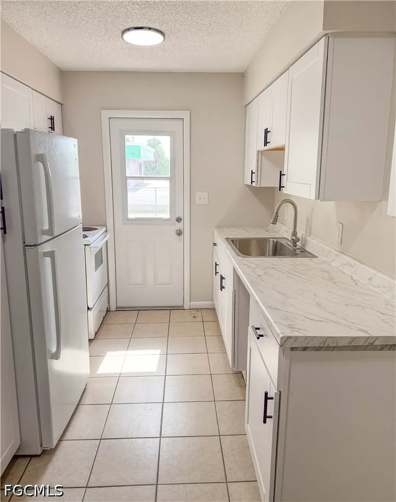 3307 SE 15th Place Cape Coral FL 33904